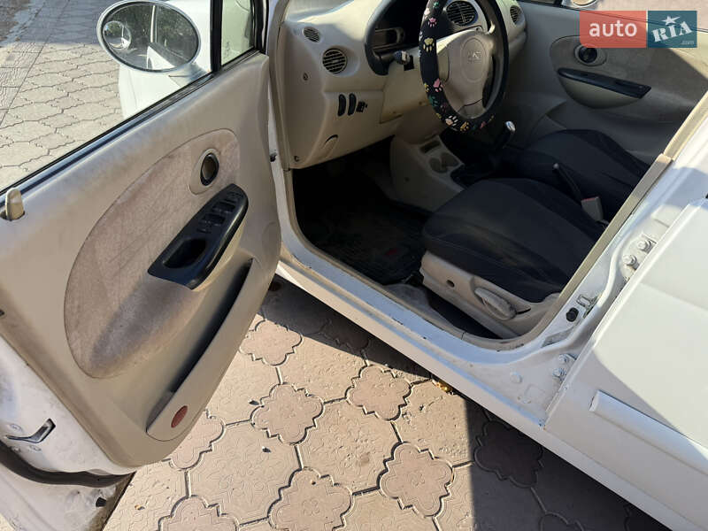 Хетчбек Chery QQ 2011 в Дніпрі