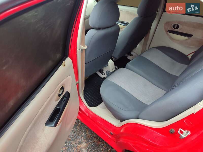 Хэтчбек Chery QQ 2011 в Шумске фото 3 Хэтчбек Chery QQ 2011 в Шумске