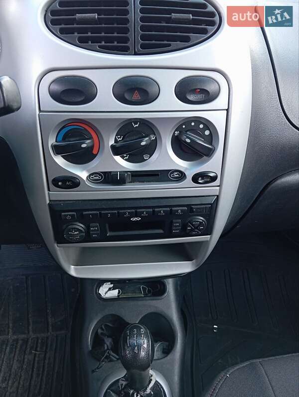 Хэтчбек Chery QQ 2012 в Фастове