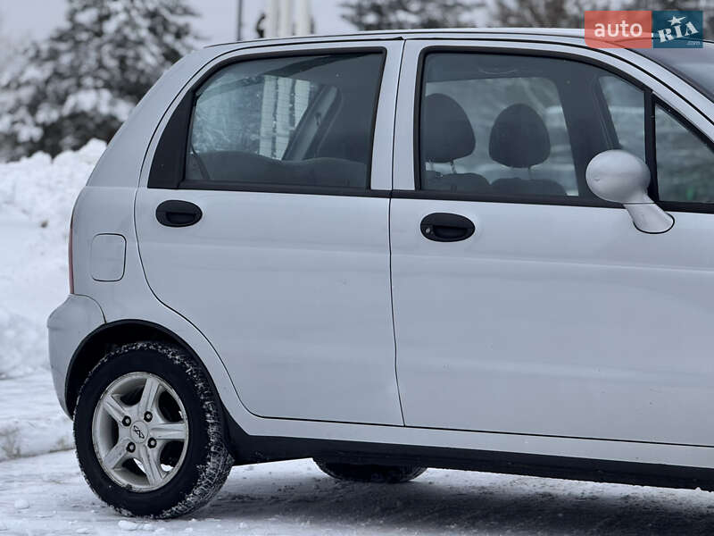 Хетчбек Chery QQ 2010 в Києві