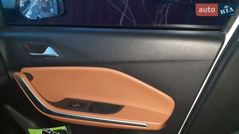 Хэтчбек Chery Tiggo 2 2017 в Кропивницком фото 5 Хэтчбек Chery Tiggo 2 2017 в Кропивницком