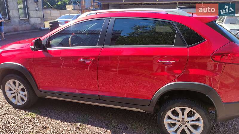 Внедорожник / Кроссовер Chery Tiggo 2 2017 в Кривом Роге