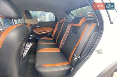 Позашляховик / Кросовер Chery Tiggo 2 2020 в 