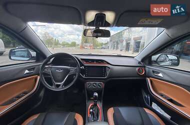 Позашляховик / Кросовер Chery Tiggo 2 2020 в 