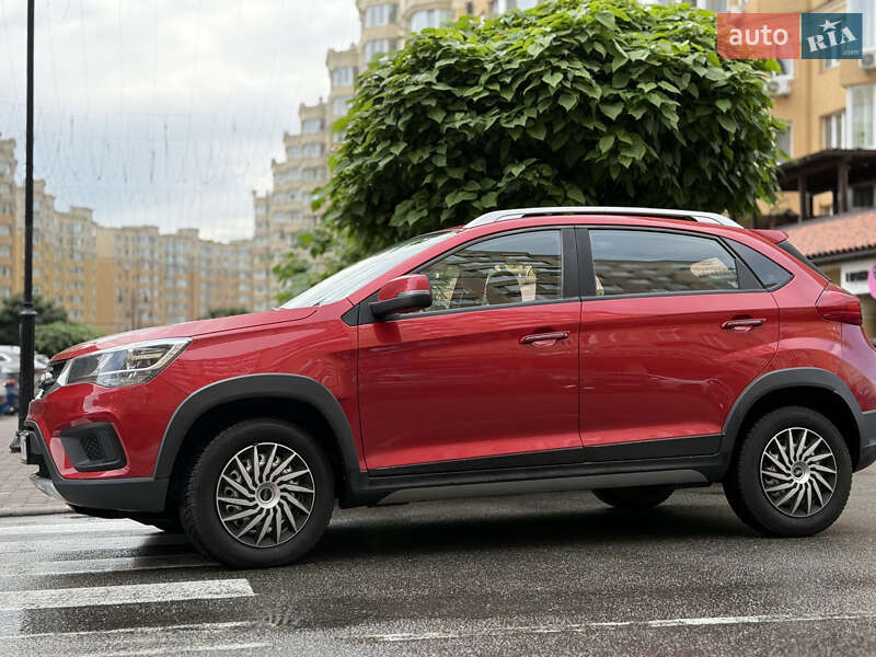 Внедорожник / Кроссовер Chery Tiggo 2 2020 в Киеве