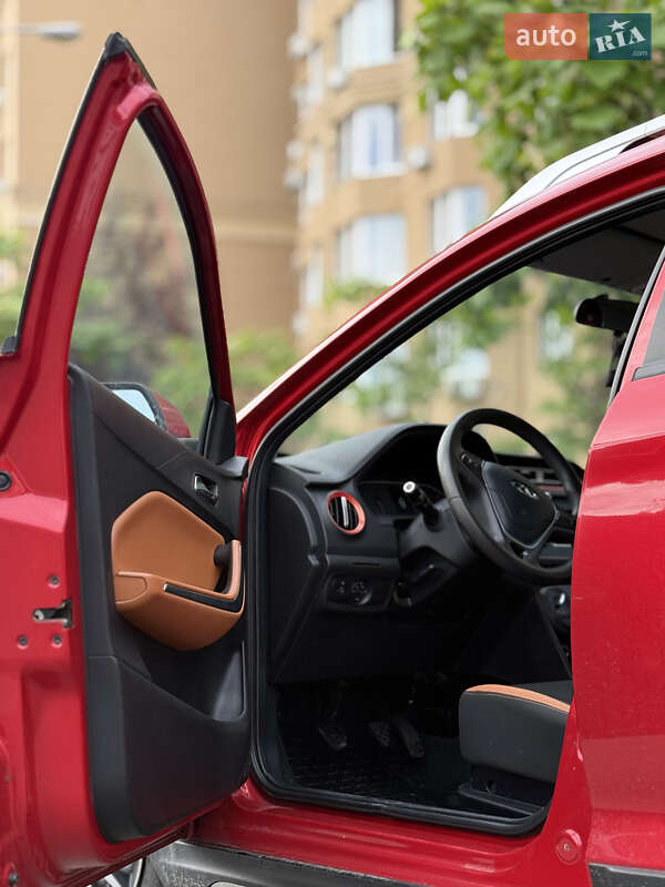 Внедорожник / Кроссовер Chery Tiggo 2 2020 в Киеве
