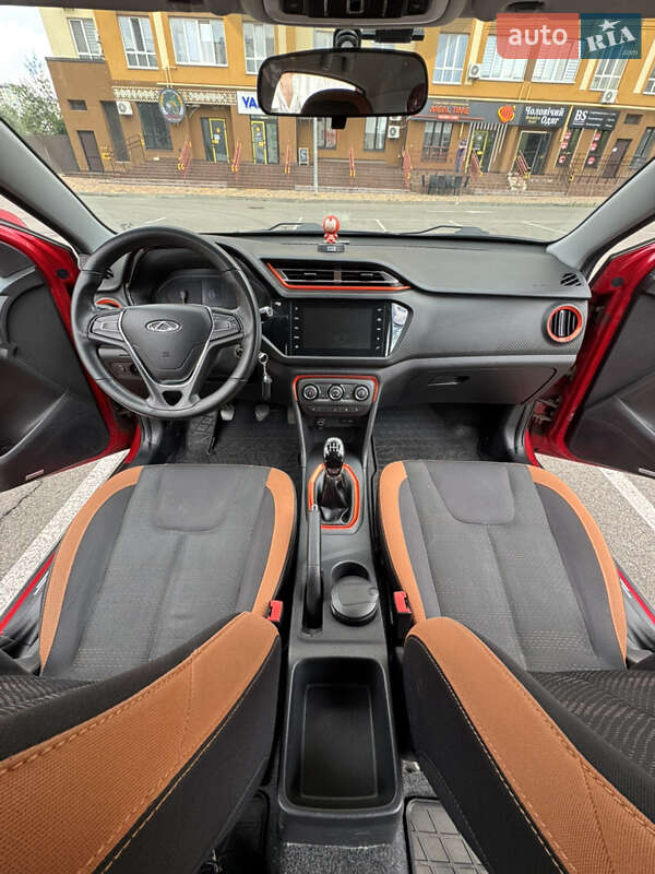 Внедорожник / Кроссовер Chery Tiggo 2 2018 в Киеве