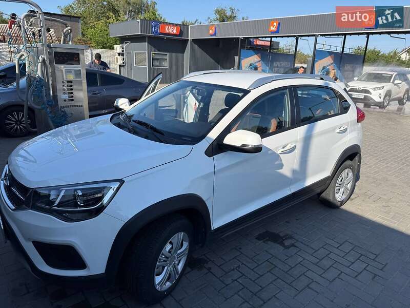 Внедорожник / Кроссовер Chery Tiggo 2 2022 в Запорожье