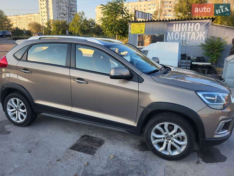 Внедорожник / Кроссовер Chery Tiggo 2 2017 в Запорожье