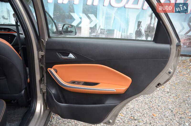 Внедорожник / Кроссовер Chery Tiggo 2 2018 в Киеве фото 17 Внедорожник / Кроссовер Chery Tiggo 2 2018 в Киеве