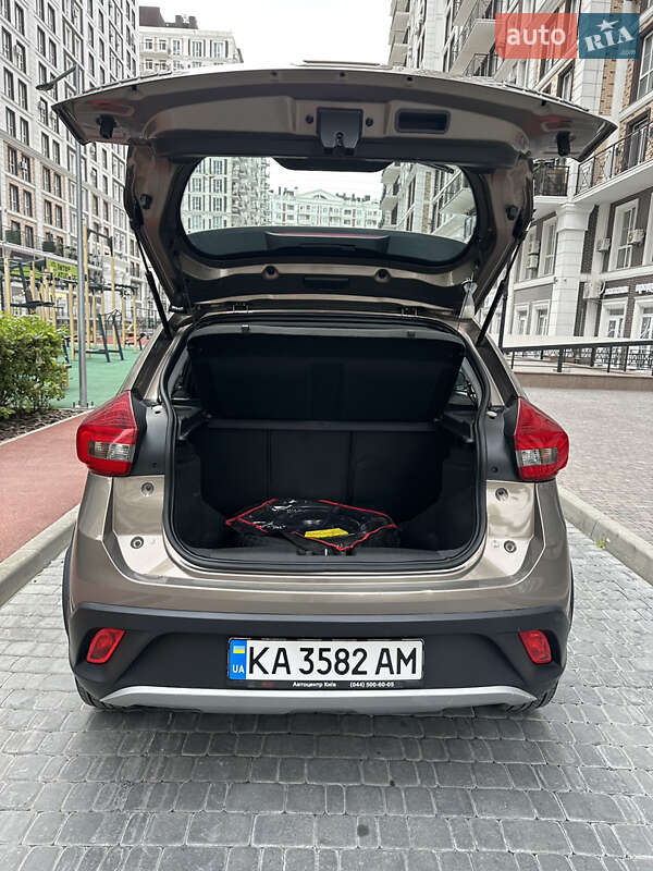 Внедорожник / Кроссовер Chery Tiggo 2 2020 в Киеве