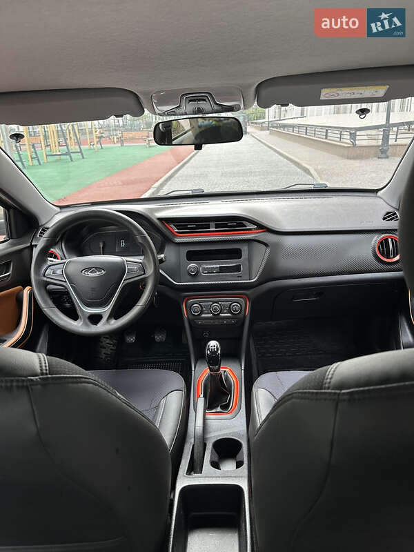 Внедорожник / Кроссовер Chery Tiggo 2 2020 в Киеве