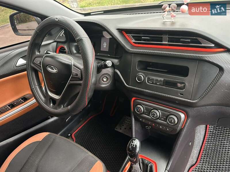 Позашляховик / Кросовер Chery Tiggo 2 2019 в Кривому Розі