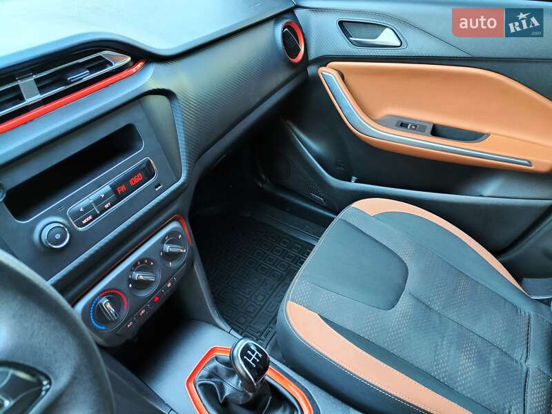 Позашляховик / Кросовер Chery Tiggo 2 2020 в Києві