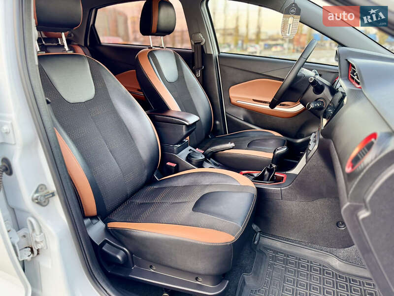 Позашляховик / Кросовер Chery Tiggo 2 2020 в Києві