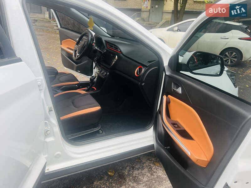 Внедорожник / Кроссовер Chery Tiggo 2 2019 в Харькове