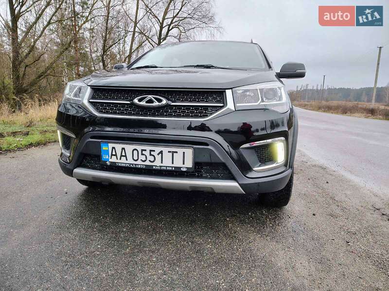Внедорожник / Кроссовер Chery Tiggo 2 2017 в Киеве