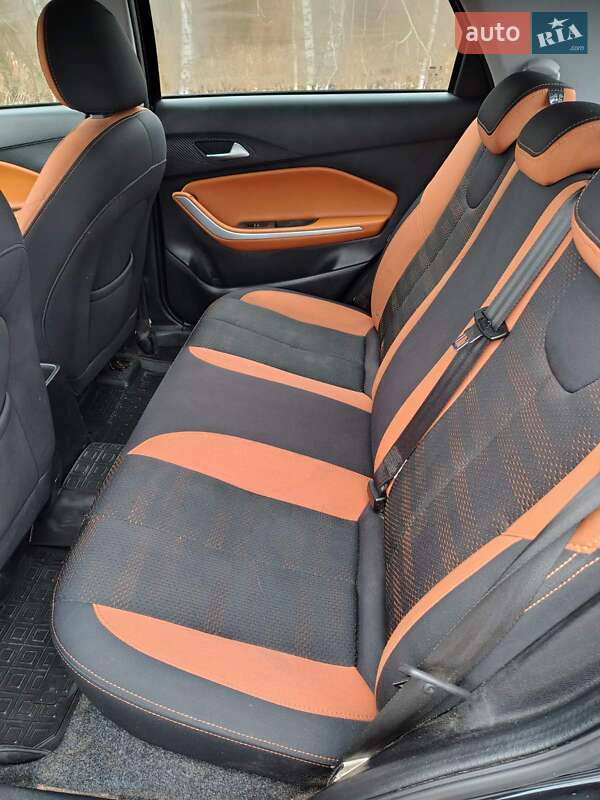 Позашляховик / Кросовер Chery Tiggo 2 2017 в Києві