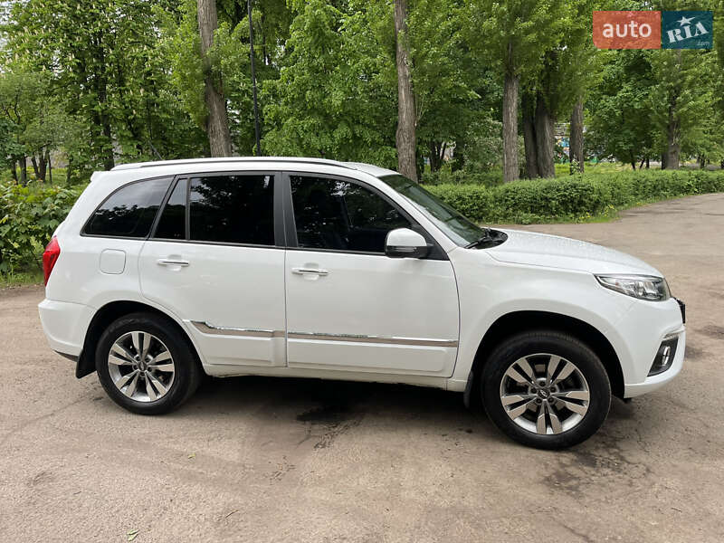 Внедорожник / Кроссовер Chery Tiggo 3 2020 в Киеве