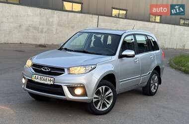 Внедорожник / Кроссовер Chery Tiggo 3 2016 в 