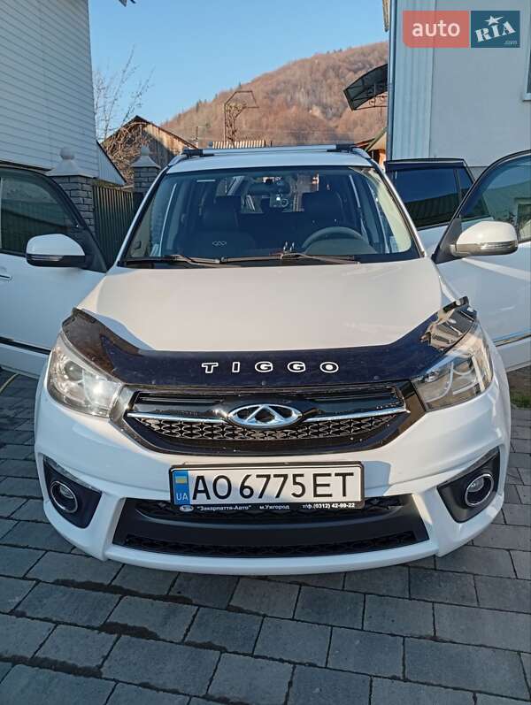 Позашляховик / Кросовер Chery Tiggo 3 2020 в Дубовому фото 3 Позашляховик / Кросовер Chery Tiggo 3 2020 в Дубовому