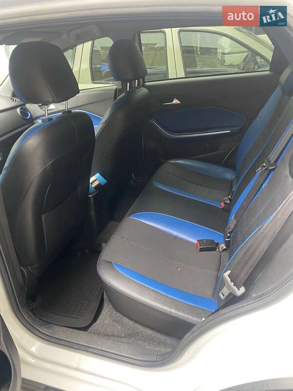 Внедорожник / Кроссовер Chery Tiggo 3x 2018 в Киеве фото 5 Внедорожник / Кроссовер Chery Tiggo 3x 2018 в Киеве