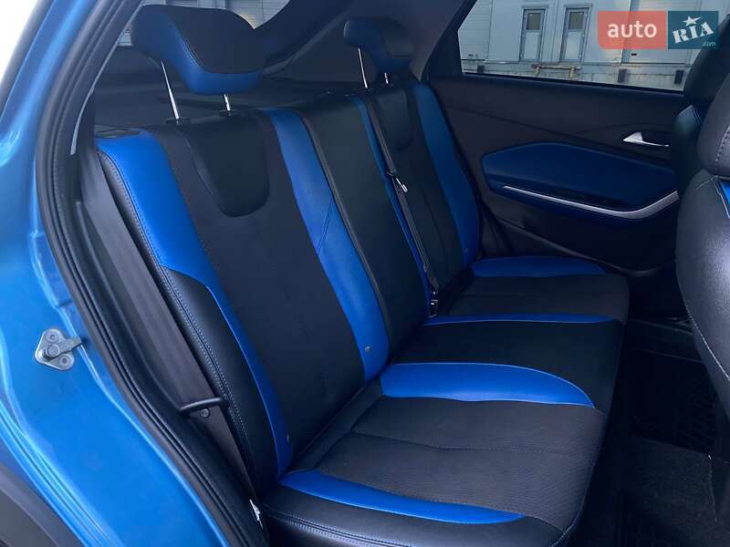 Внедорожник / Кроссовер Chery Tiggo 3xe 2018 в Киеве