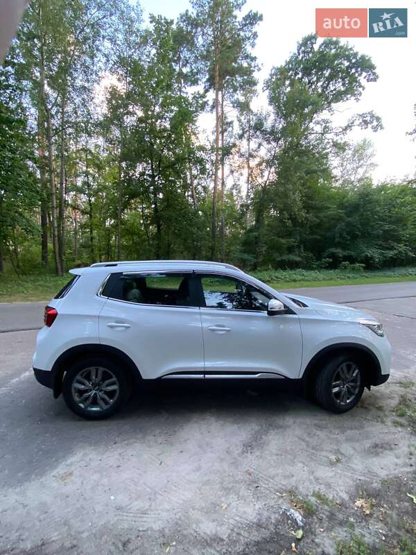 Внедорожник / Кроссовер Chery Tiggo 4 2021 в Киеве