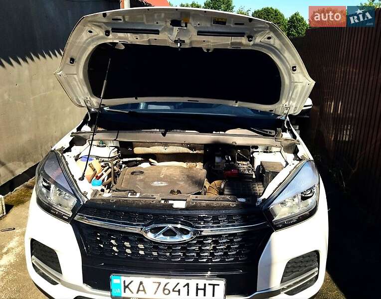 Внедорожник / Кроссовер Chery Tiggo 4 2021 в Киеве