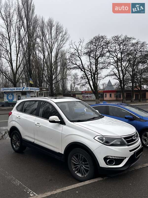 Внедорожник / Кроссовер Chery Tiggo 5 2017 в Броварах фото 3 Внедорожник / Кроссовер Chery Tiggo 5 2017 в Броварах