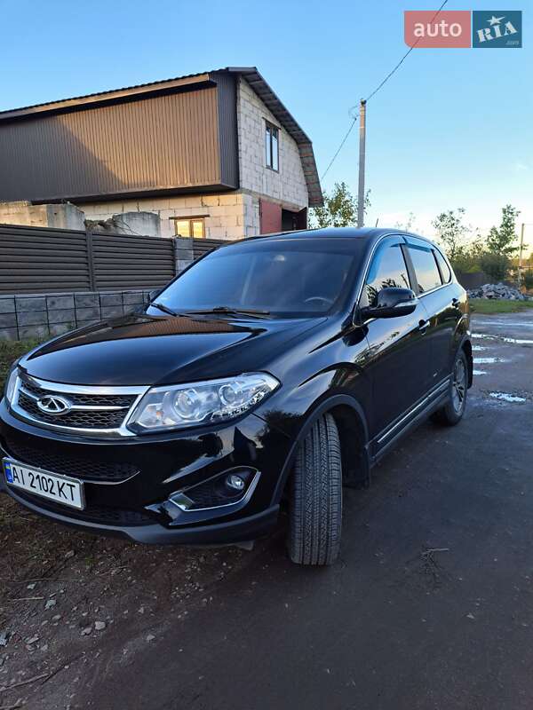 Внедорожник / Кроссовер Chery Tiggo 5 2016 в Радомышле