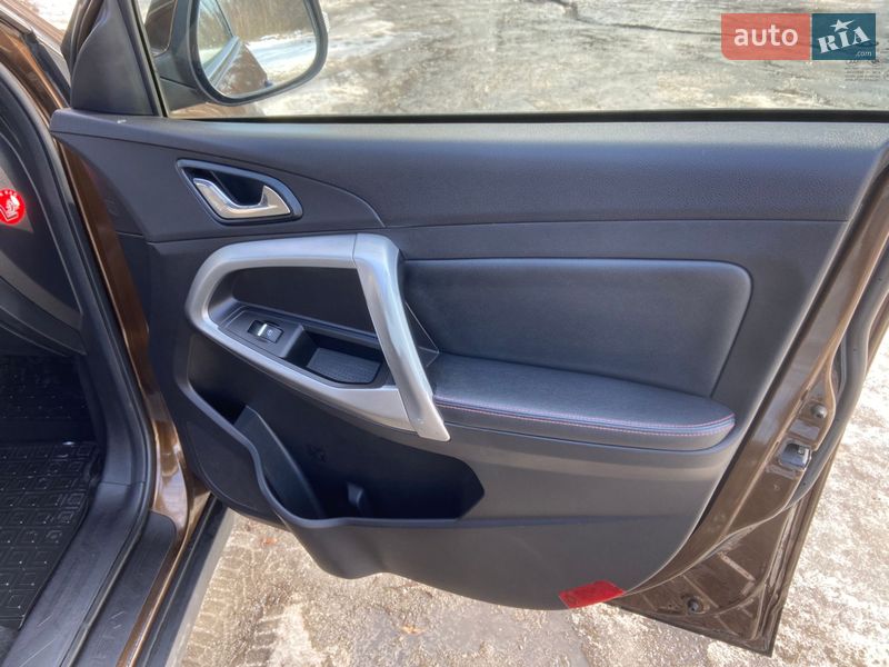 Внедорожник / Кроссовер Chery Tiggo 5 2016 в Киеве