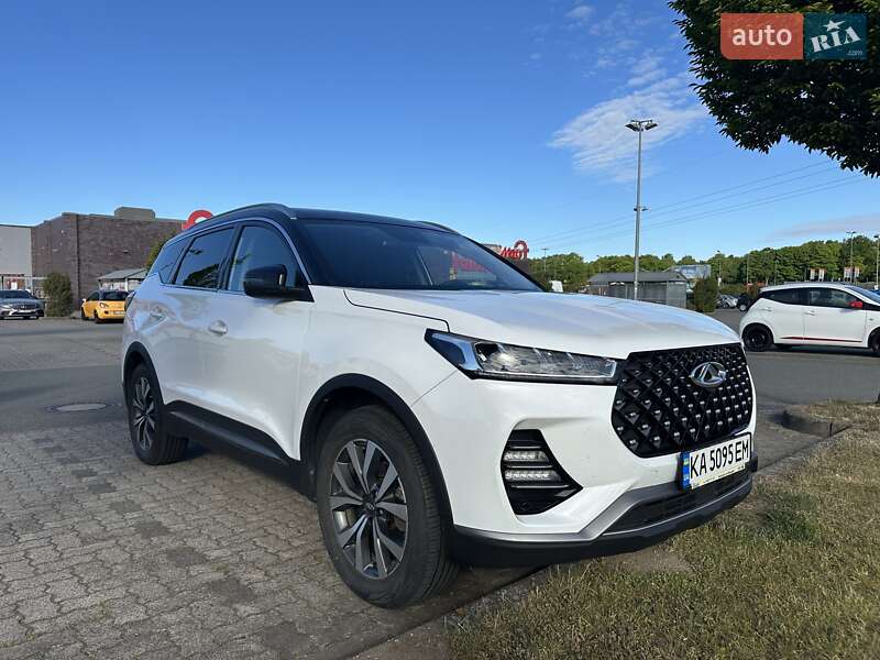 Позашляховик / Кросовер Chery Tiggo 7 Pro 2021 в 