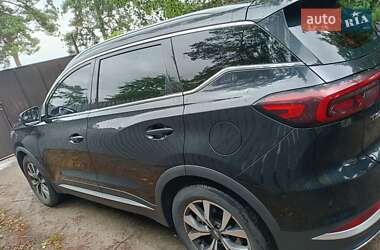 Позашляховик / Кросовер Chery Tiggo 7 Pro 2021 в 