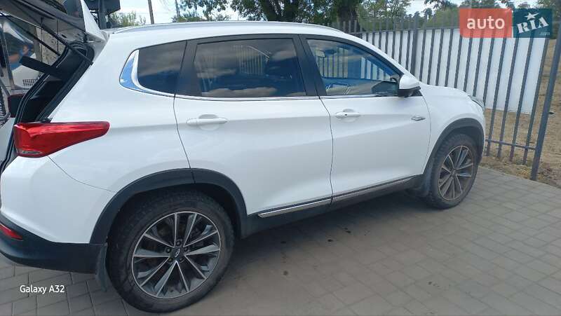 Внедорожник / Кроссовер Chery Tiggo 7 Pro 2020 в 