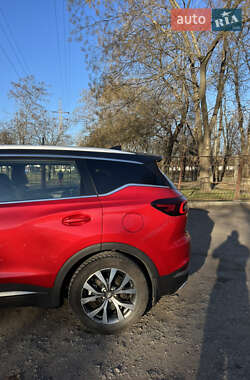 Позашляховик / Кросовер Chery Tiggo 7 Pro 2021 в 