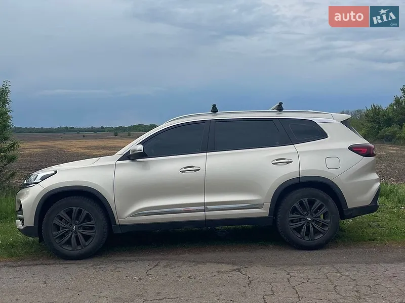 Chery Tiggo 8