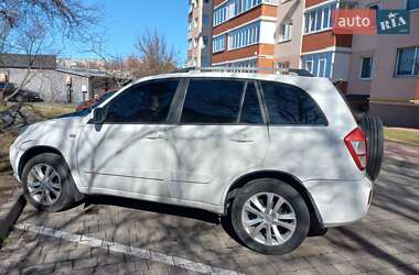Внедорожник / Кроссовер Chery Tiggo 2014 в 