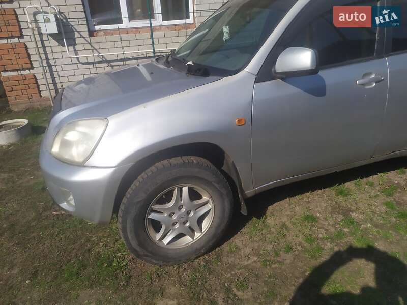 Позашляховик / Кросовер Chery Tiggo 2008 в Полтаві