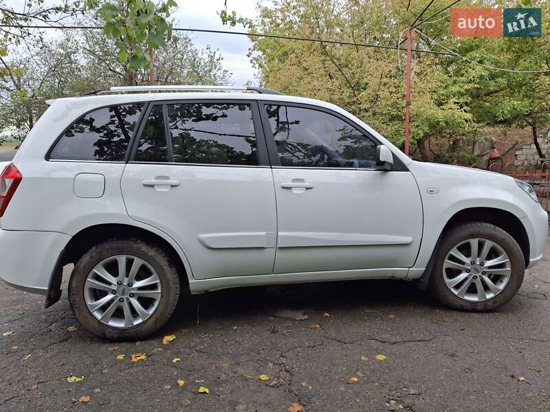 Внедорожник / Кроссовер Chery Tiggo 2014 в Еланце