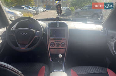 Внедорожник / Кроссовер Chery Tiggo 2014 в 
