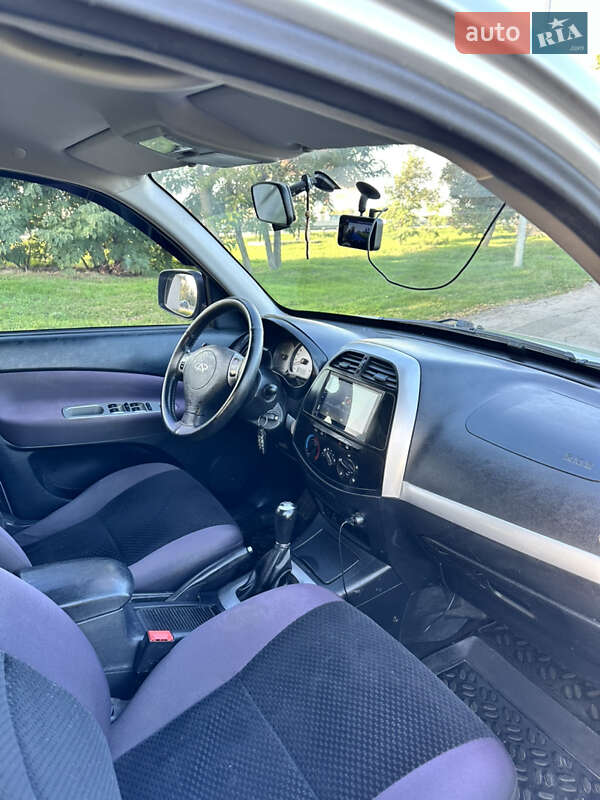 Позашляховик / Кросовер Chery Tiggo 2012 в Києві фото 37 Позашляховик / Кросовер Chery Tiggo 2012 в Києві