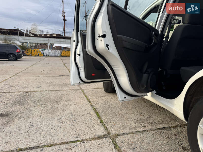 Позашляховик / Кросовер Chery Tiggo 2013 в Запоріжжі фото 10 Позашляховик / Кросовер Chery Tiggo 2013 в Запоріжжі