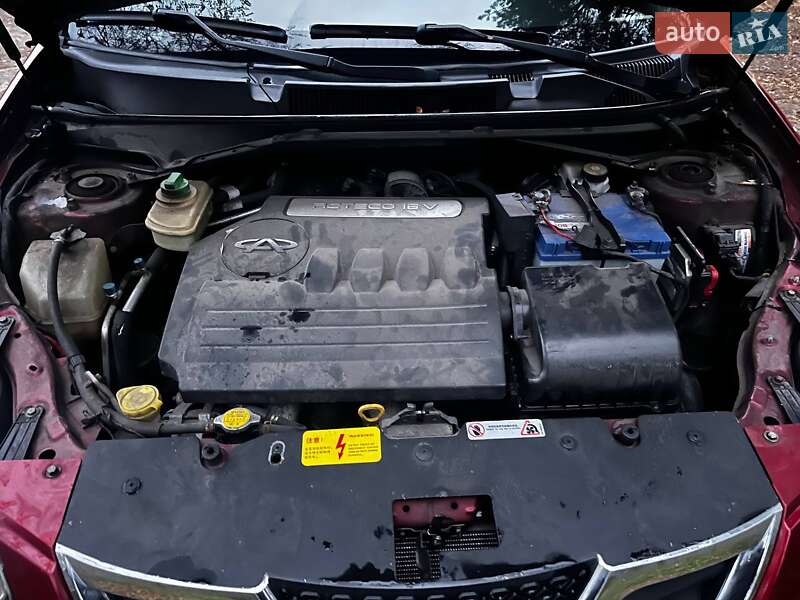 Позашляховик / Кросовер Chery Tiggo 2014 в Києві