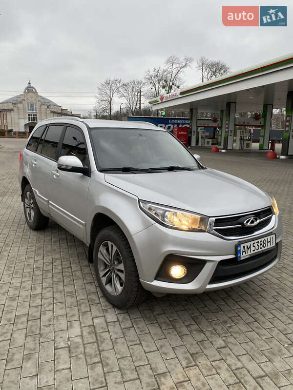 Позашляховик / Кросовер Chery Tiggo 2016 в Житомирі