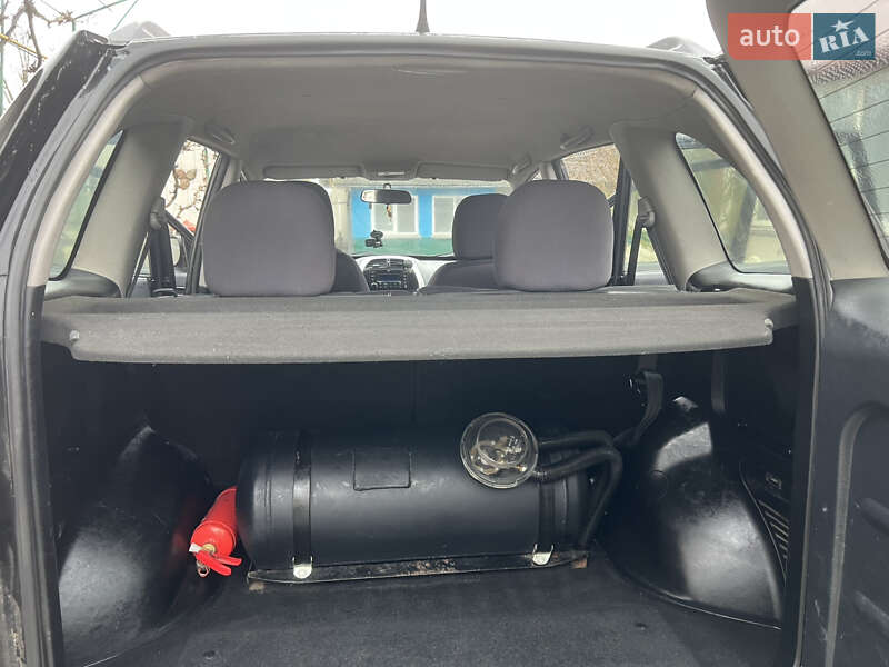 Позашляховик / Кросовер Chery Tiggo 2010 в Гусятині