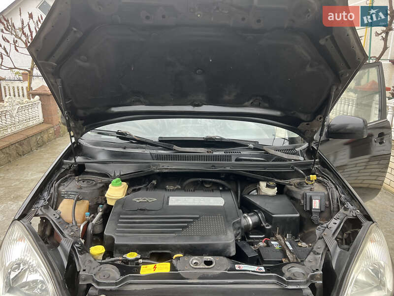 Позашляховик / Кросовер Chery Tiggo 2010 в Гусятині