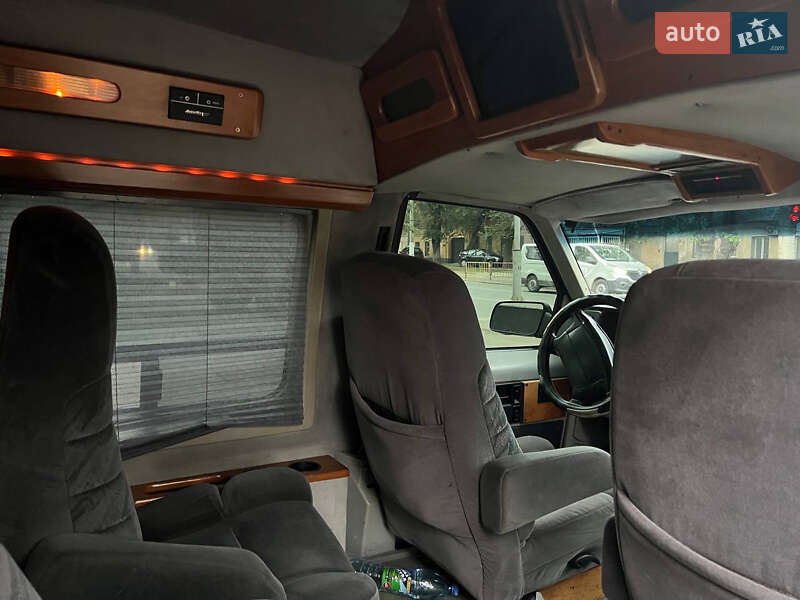 Минивэн Chevrolet Astro 1995 в Одессе фото 23 Минивэн Chevrolet Astro 1995 в Одессе