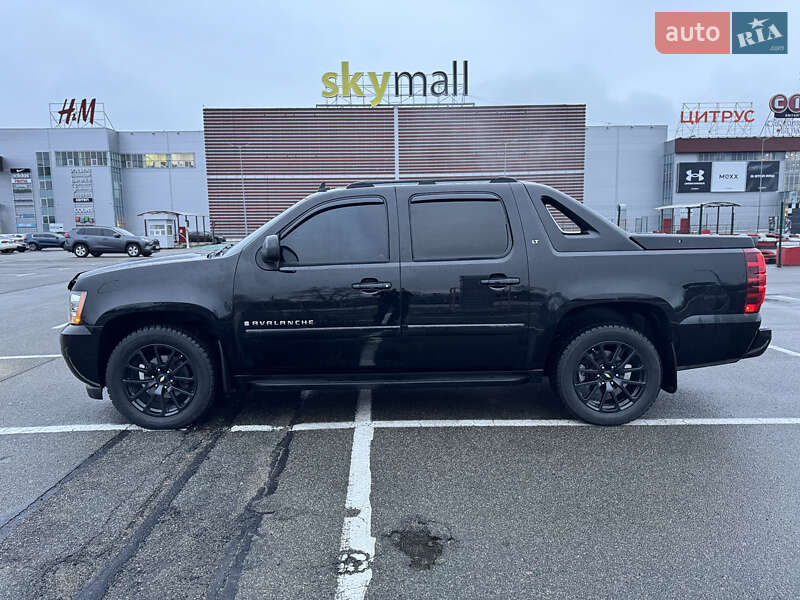 Пикап Chevrolet Avalanche 2006 в Киеве фото 4 Пикап Chevrolet Avalanche 2006 в Киеве