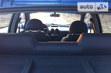 Хэтчбек Chevrolet Aveo 2008 в 